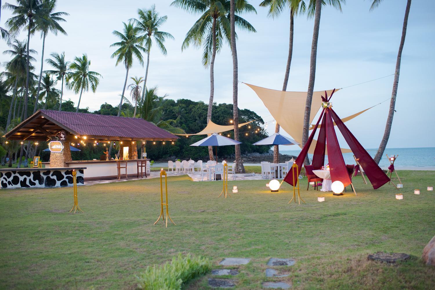 Nirwana Beach Club Lagoi Bagian luar foto