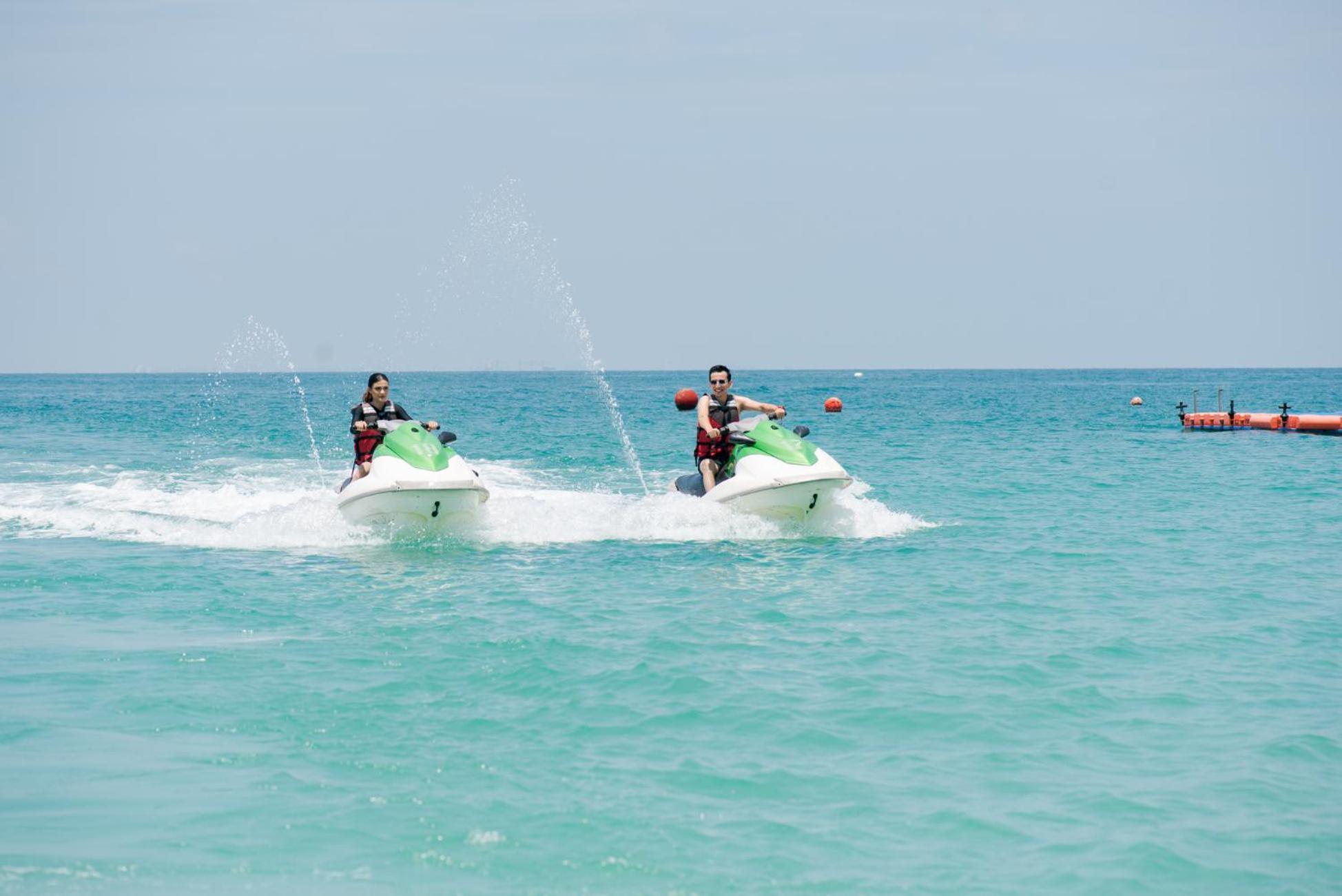 Nirwana Beach Club Lagoi Bagian luar foto
