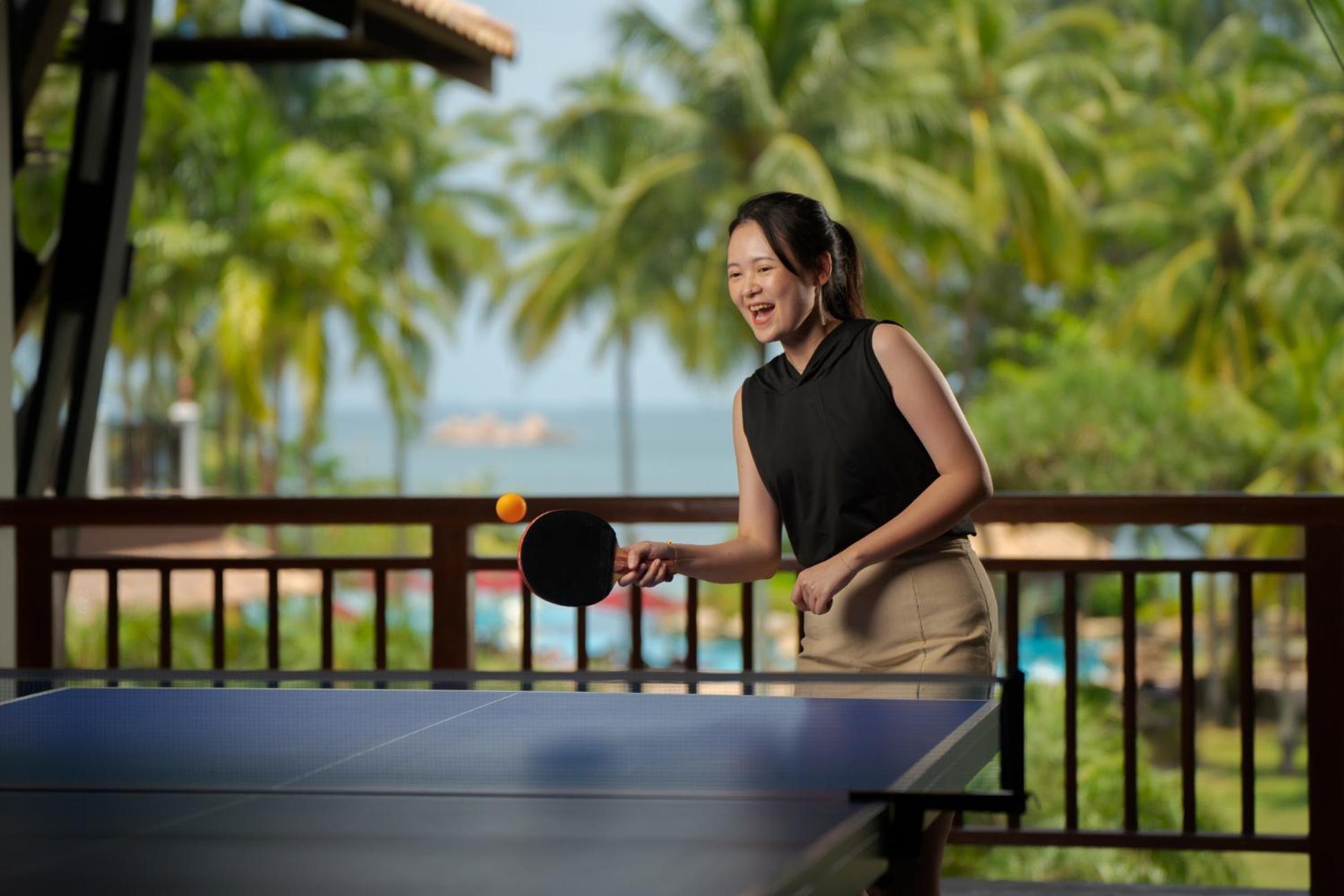 Nirwana Beach Club Lagoi Bagian luar foto